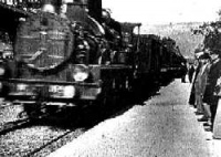  L'arrivée d'un train en gare de La Ciotat (The Arrival of a Train at La Ciotat Station is an 1895 French short black-and-white silent documentary film. Originally all photographs were monochromatic, or hand-painted in color. Although methods for developing color photos were available as early as 1861, they did not become widely available until the 1940s or 1950s